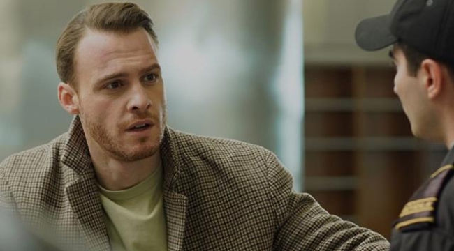 Maske takmayanlara "Salak" diyen Kerem Bürsine tepkiler çığ gibi büyüyor