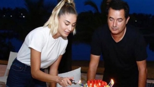 Yunanistan tatili tam gaz sürüyor! Acun, sevgilisi ve Şeymanın ablasıyla fotoğraf paylaştı