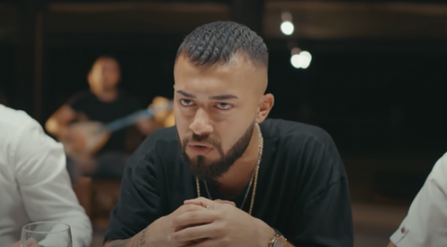 Ünlü şarkıcı Kurtuluş Kuşa tecavüz suçlaması!