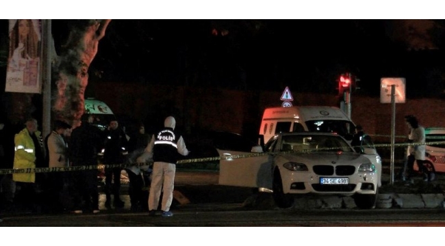 Eyüpsultan'da lüks otomobile silahlı saldırı!.