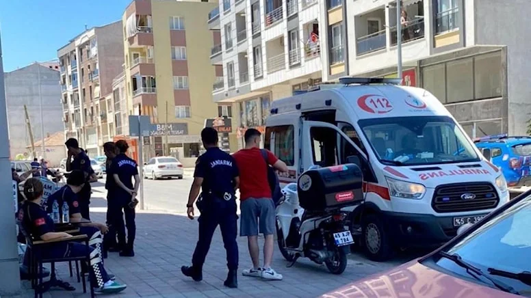 Çalıştığı pizza dükkanına ateş açtı: 1 ölü, 1 yaralı