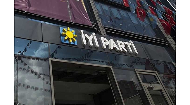İYİ Parti'de 41 istifa
