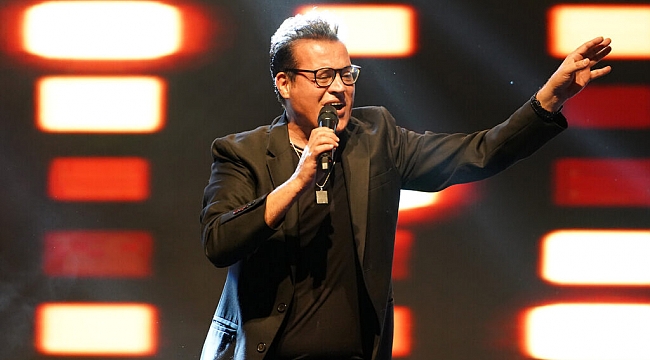 Hakan Peker siyasete giriyor: O ilçe için adaylığını açıkladı