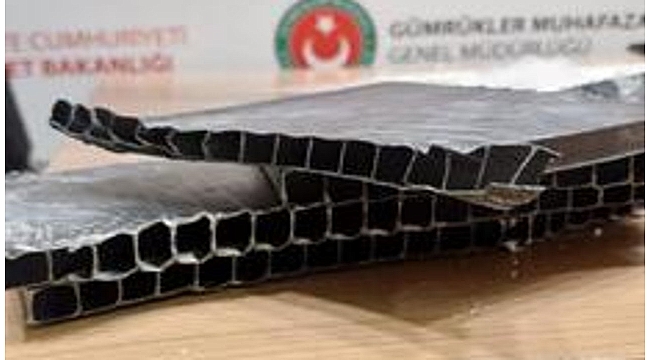 Sabiha Gökçen'de bir yolcunun valizinde 2 kilo 68 gram metamfetamin bulundu