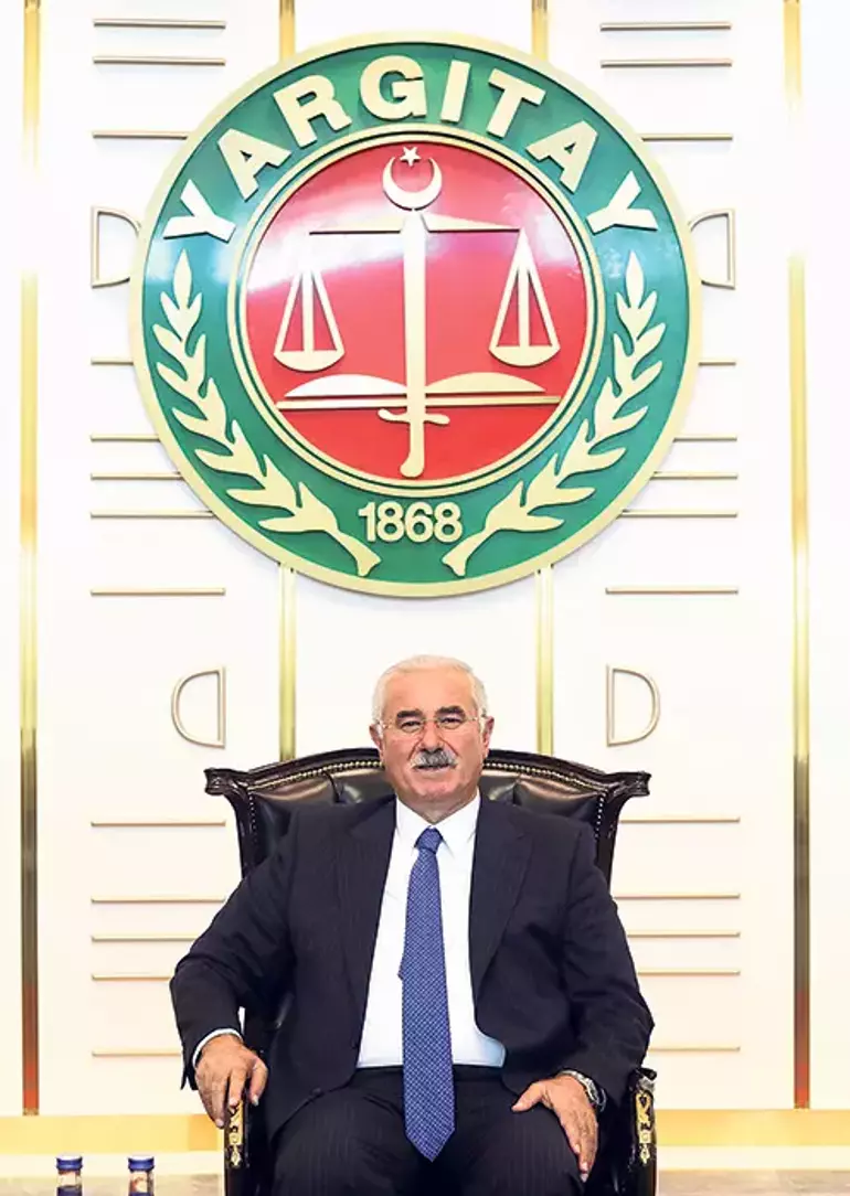 Yargıtay Başkanı Mehmet Akarca 'Kanunları değiştirerek her şeyi çözemezsiniz'