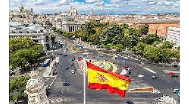 VİCDANLARI KANATTILAR TEPKİLER ÇIĞ GİBİ.....