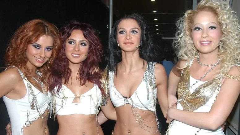 Gülçin Ergül'ün açıklamalarından sonra Cemre Kemer sitem etti